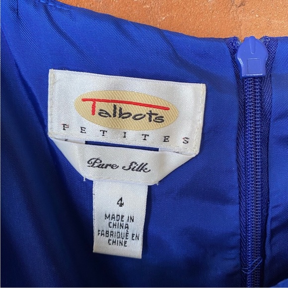 🌺❤️Host Pick❤️🌺 Talbots 100% Pure Silk Dress - Picture 2 of 4